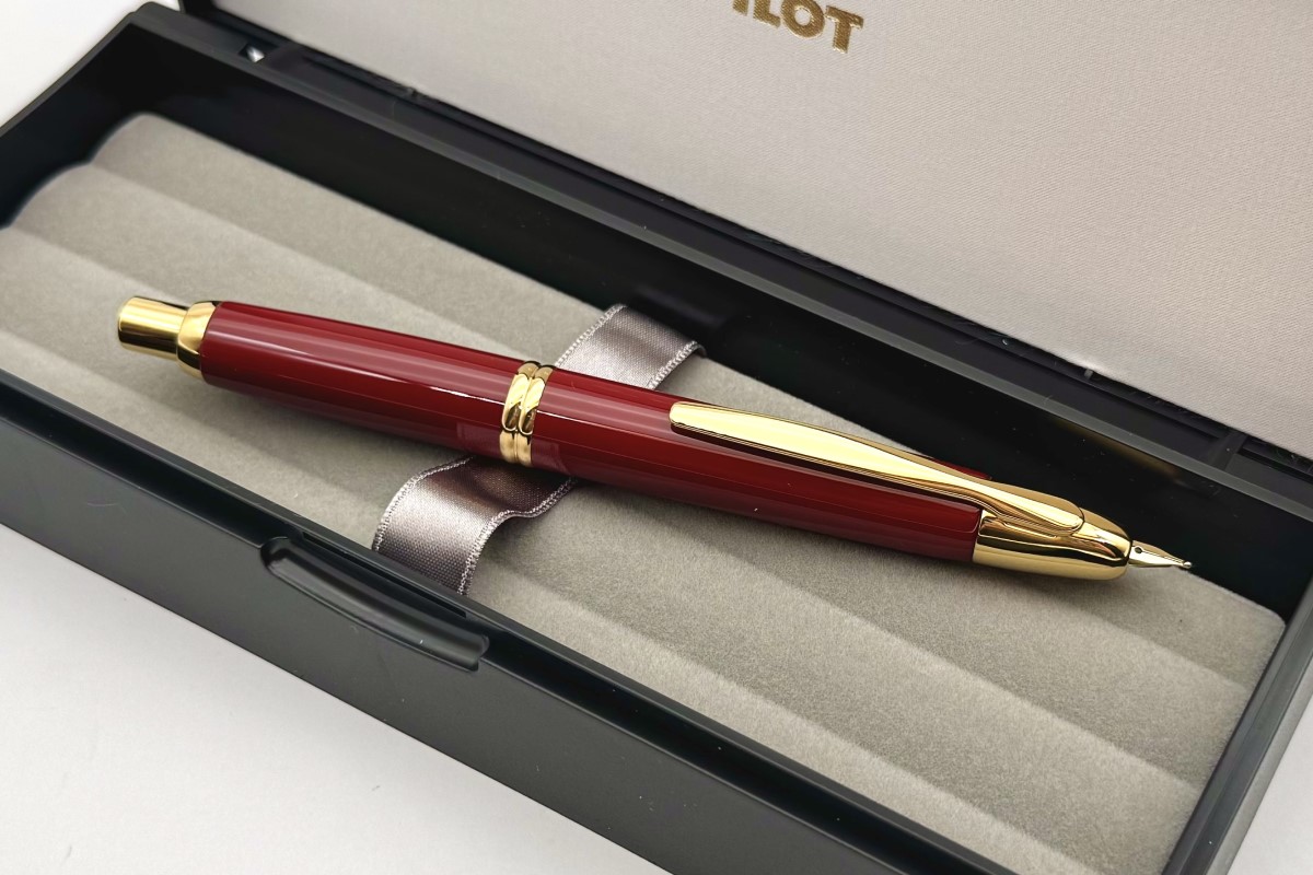 PilotCaplessRedGoldFP_A